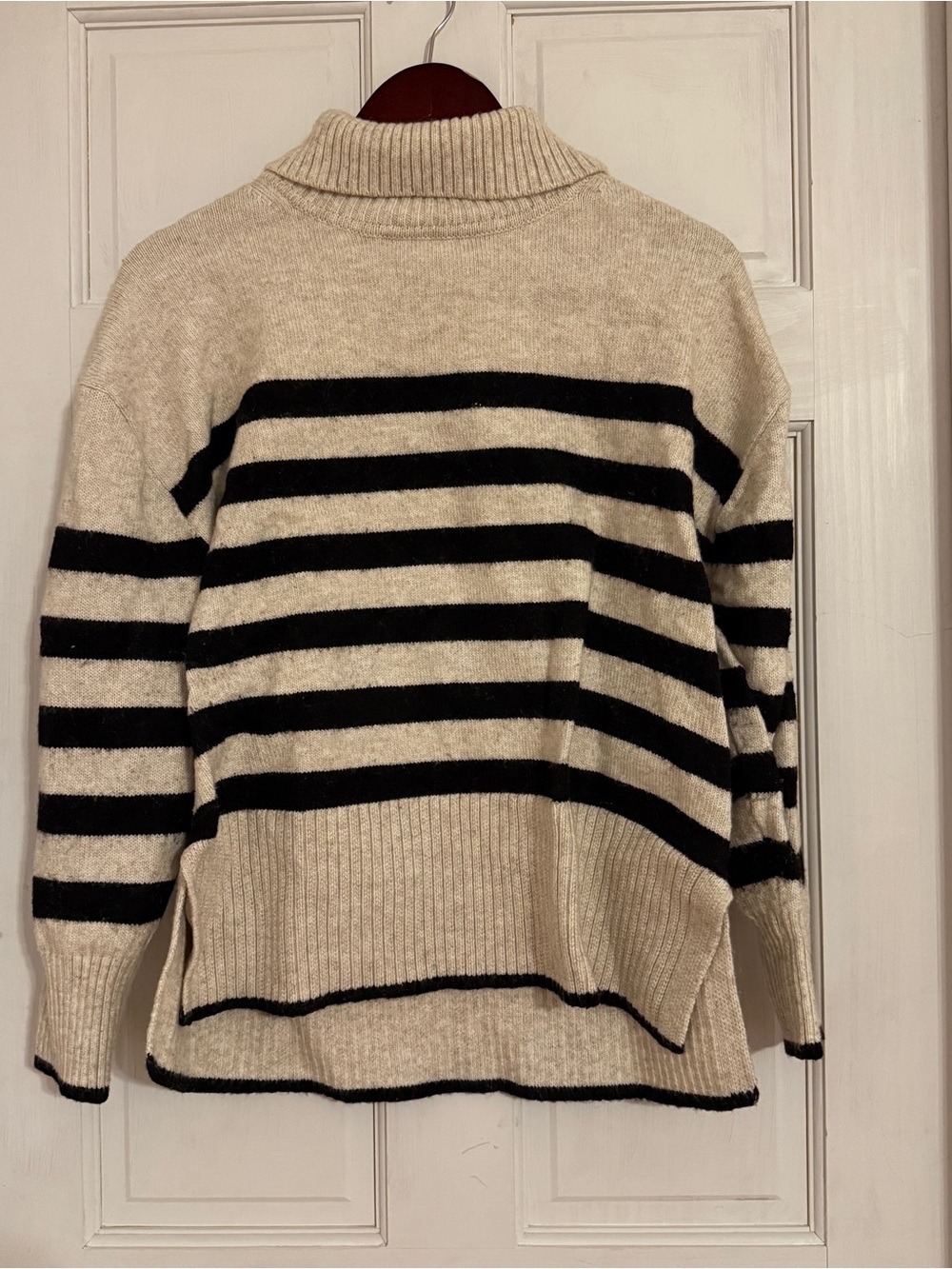 ADRIANNA PAPELL Women's Beige & Black Striped Turtleneck Sweater Size XL